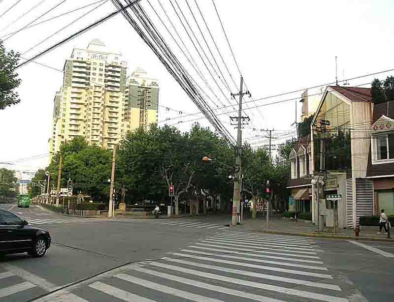 宝山区复兴花园三室两厅装修案例